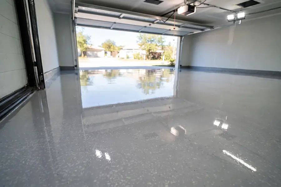 Glossy epoxy garage floor